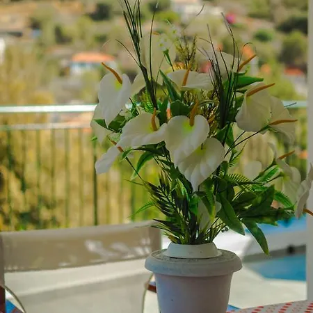 Nyaraló Dionos With Jacuzzi