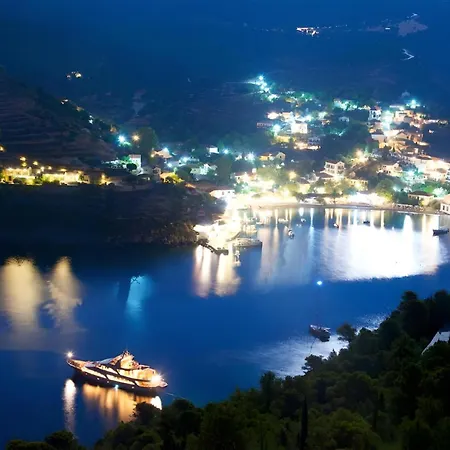 Case de vacanță Dionos With Jacuzzi