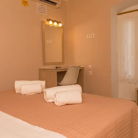 Case de vacanță Dionos With Jacuzzi *