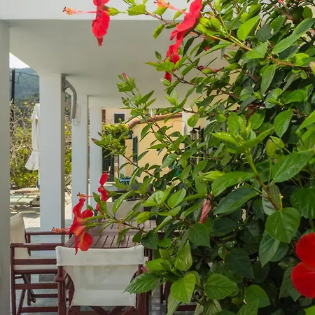 Dionos With Jacuzzi *