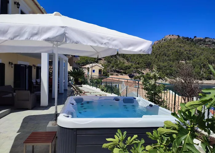 Dionos With Jacuzzi * אסוס
