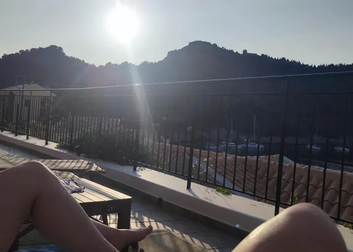 Dionos With Jacuzzi *
